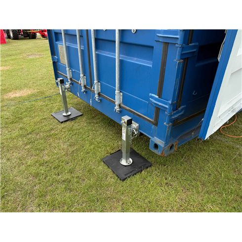 500x500x40mm Square Outrigger Pad