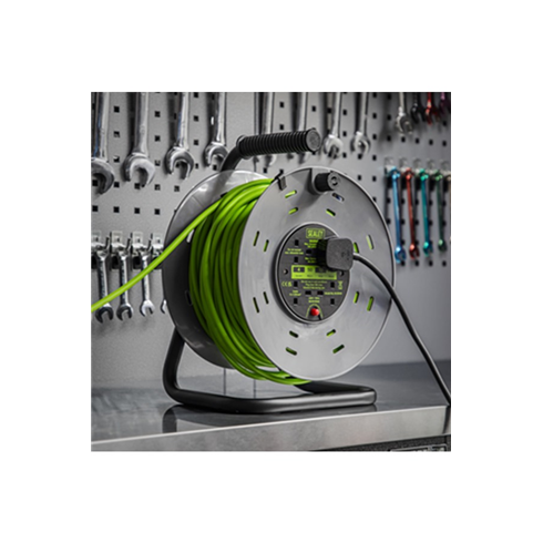 Sealey BCR25G Cable Reel with Thermal Trip 4 x 230V Sockets 25mtr Green