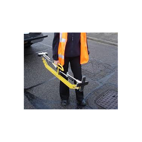 Handylift Swinger Manhole Cover Lifter