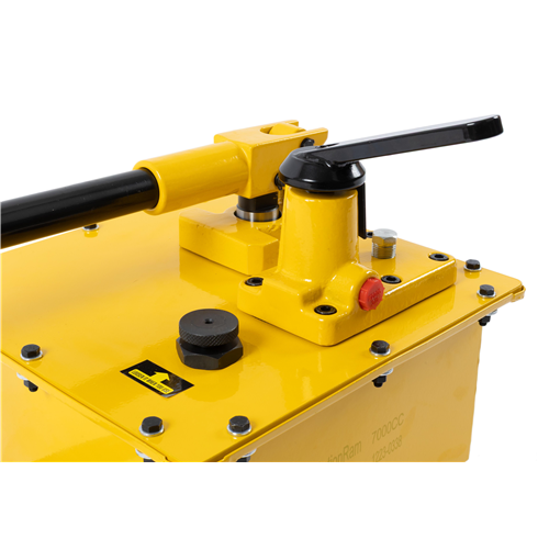 ActionRam Hydraulic Hand Pump 2 Speed, 700BAR, 7000cc