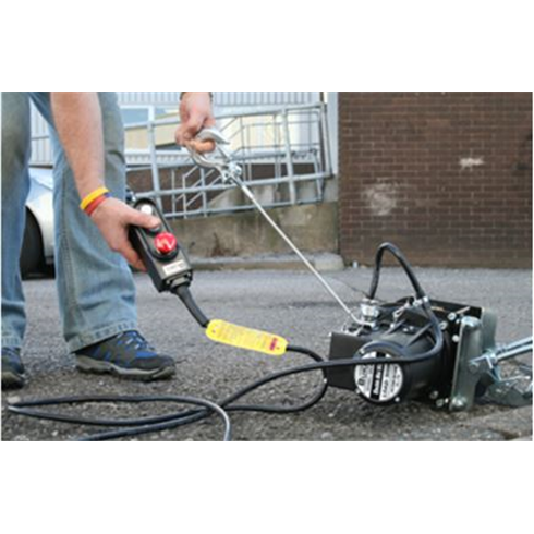Electric Winch, 110 volt, Lifting Capacity 500kg c/w 30m Rope